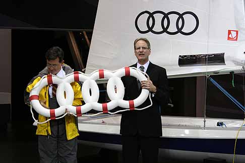 Audi - Yacht chiamato La Audi e la sua vela porter il marchio caratteristico dei quattro anelli